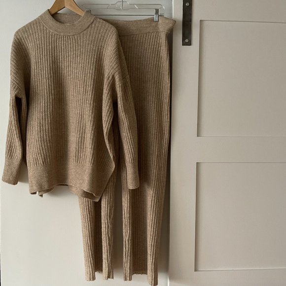 H&M Pants - 🚨 Rib Knit Sweater Top and Bottom